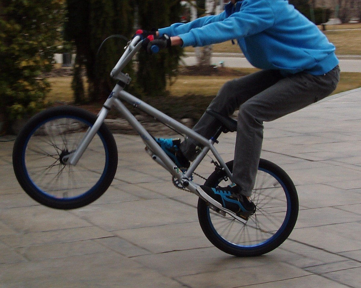 Трюки на велосипеде