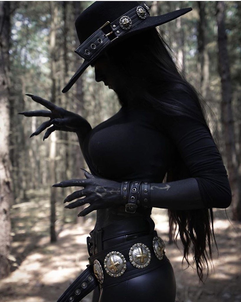 Ведьма Живая