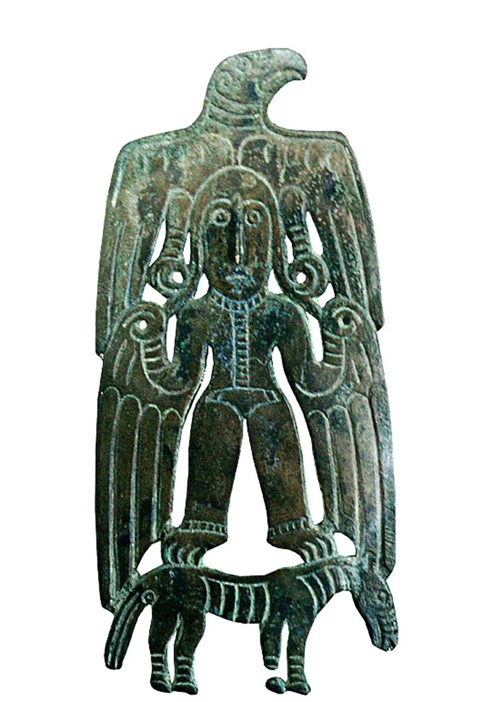 Прорезная бляха Пермский звериный стиль