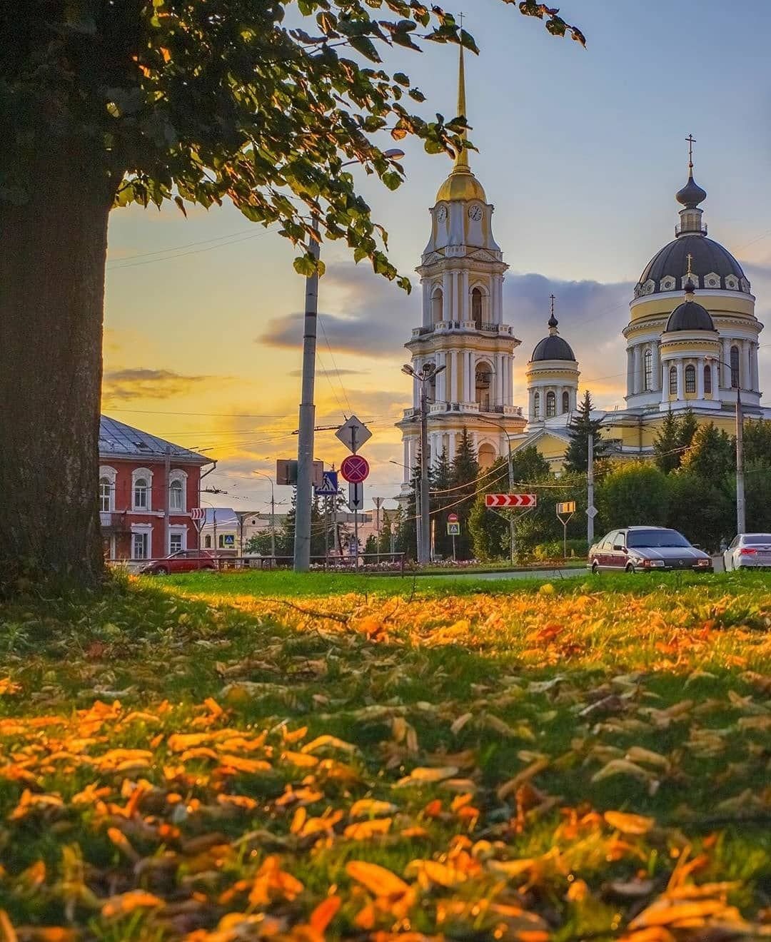 Храм осенью Рыбинск