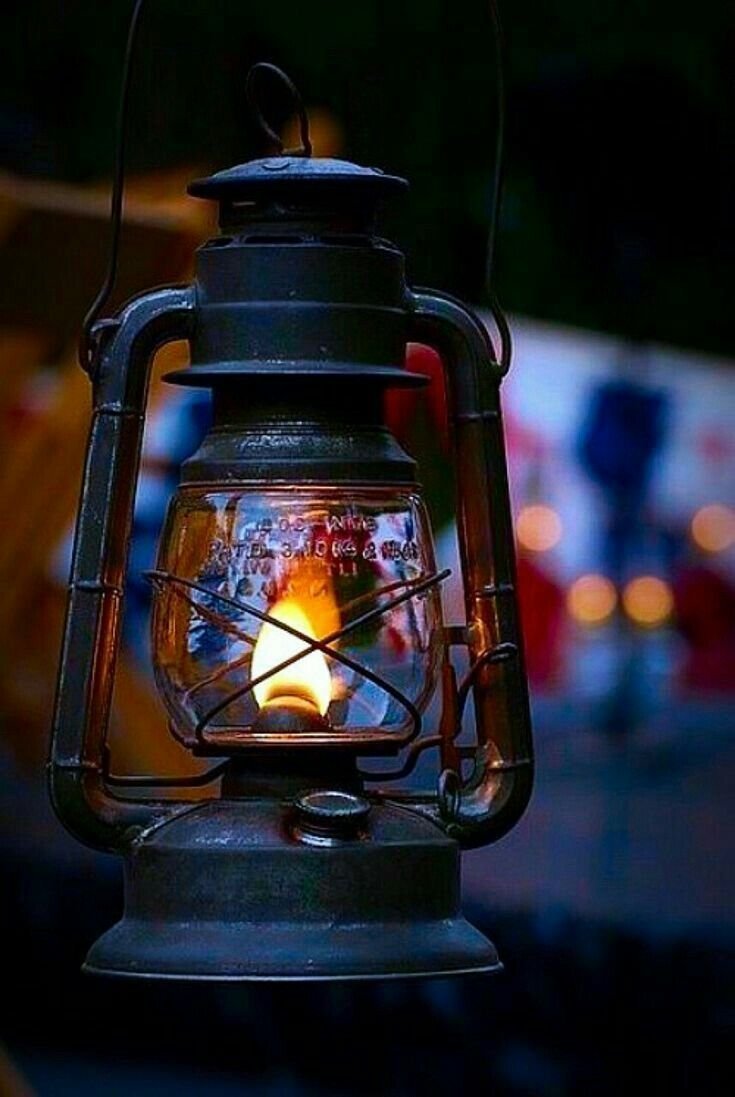 Старинный фонарь