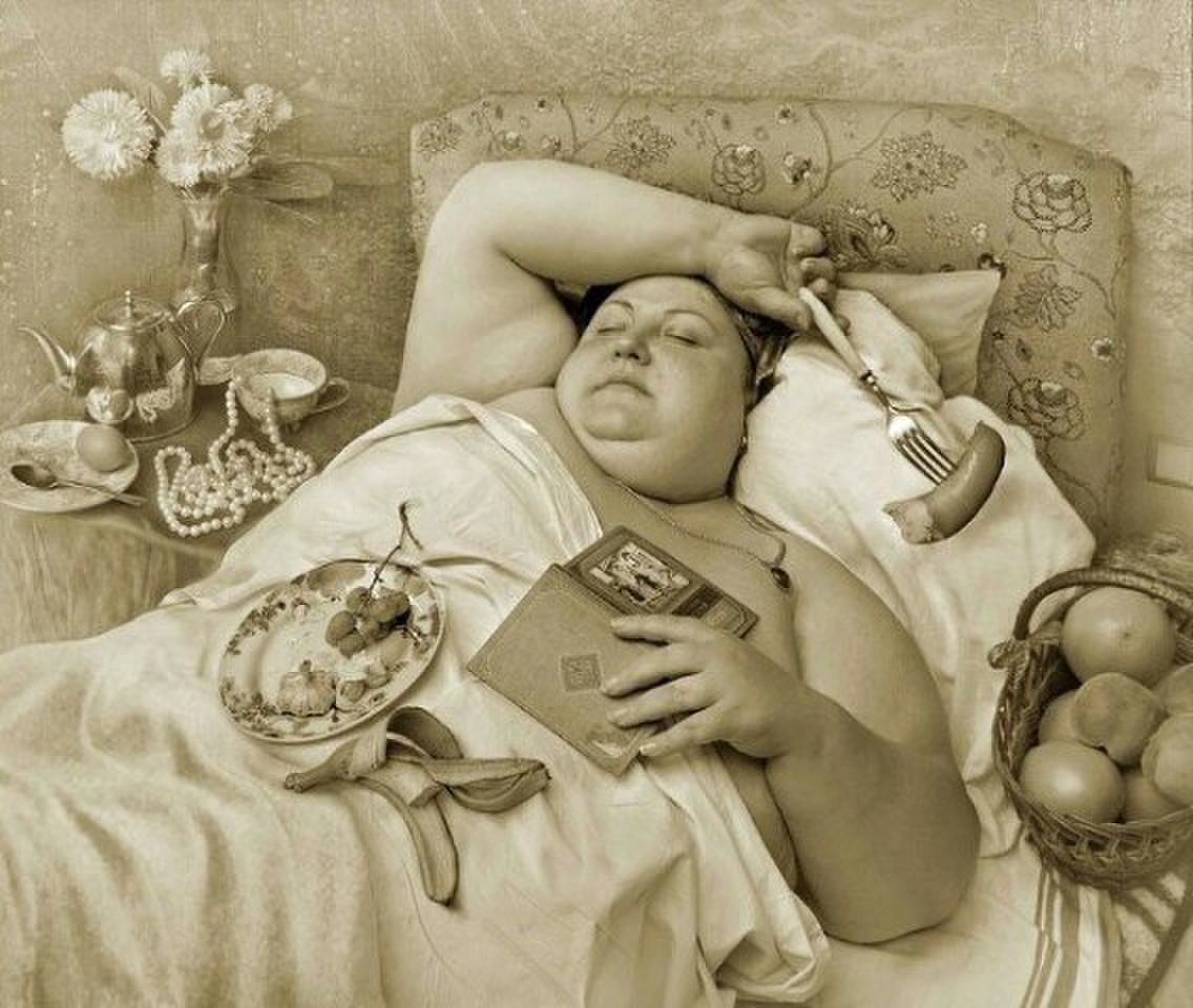 Увидев спящую принцессу