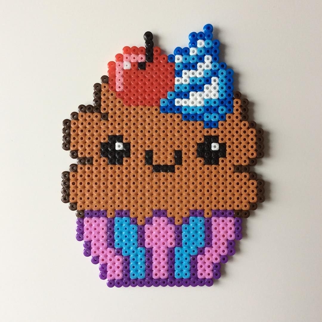 Маленькие фигурки из термомозаики