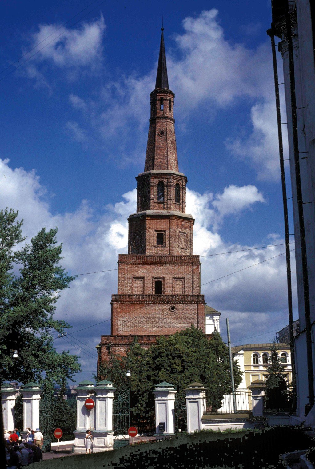 Башня сююмбике картинки