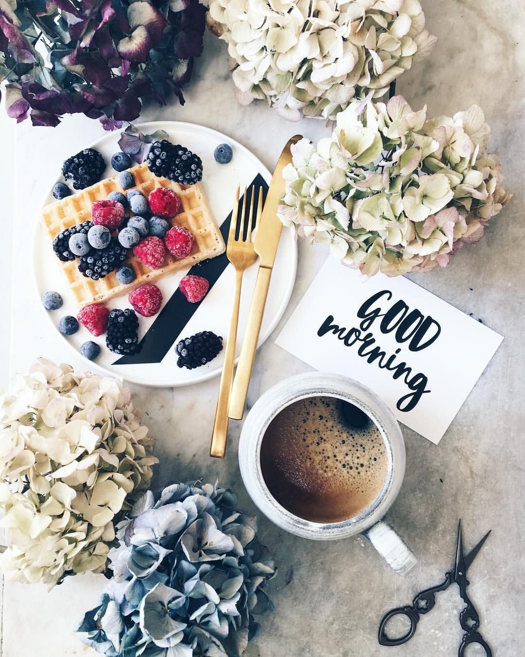 Доброе утро надпись для инстаграмма