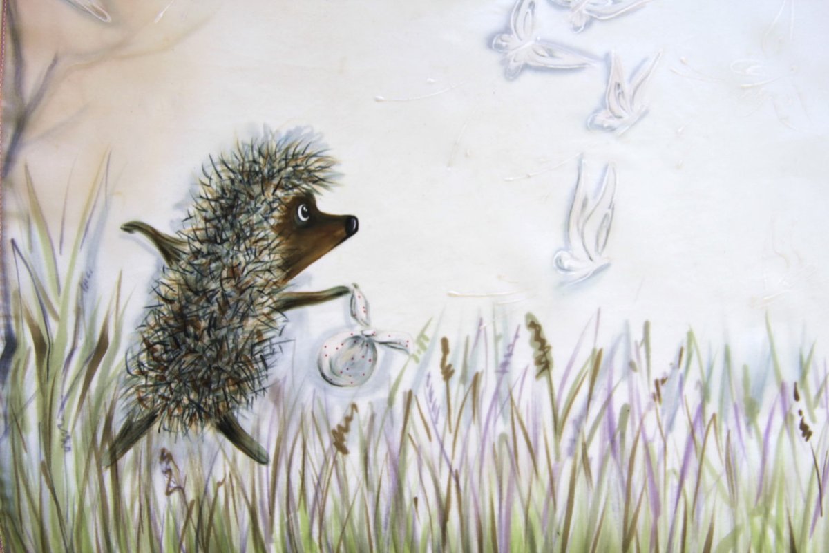 Ёжик в тумане уходит с узелком