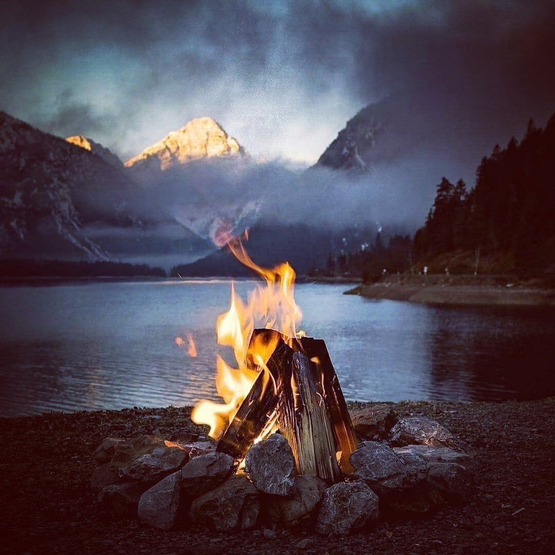 Костер на горе