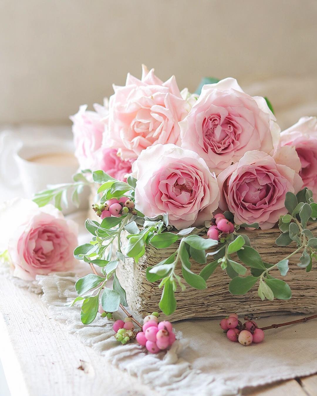 Открытка с днём рождения женского счастья