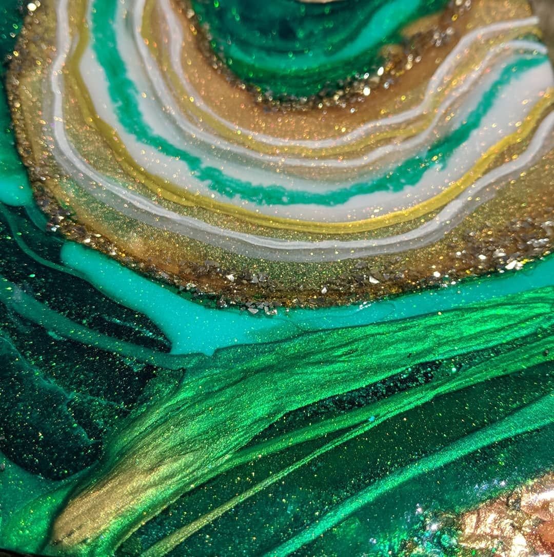 Эпоксидная смола жеода изумрудный