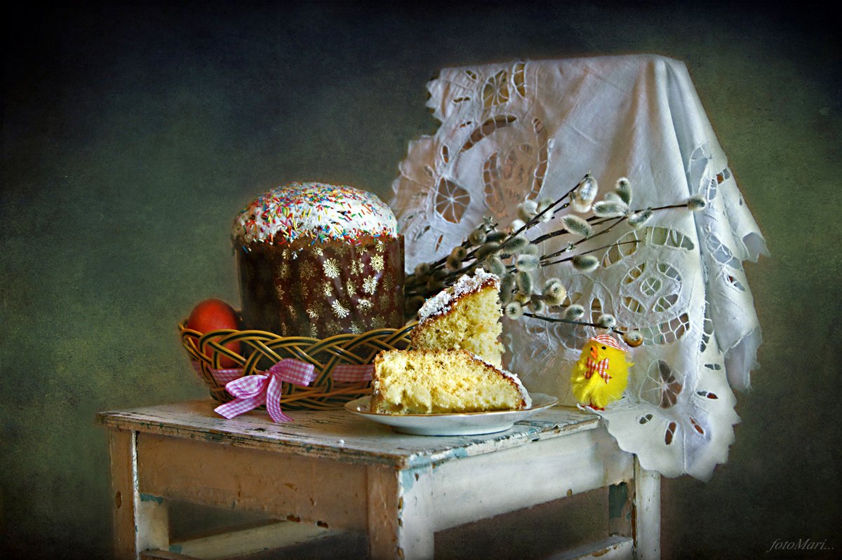 Николаев Юрий Викторович «Пасхальный натюрморт»,