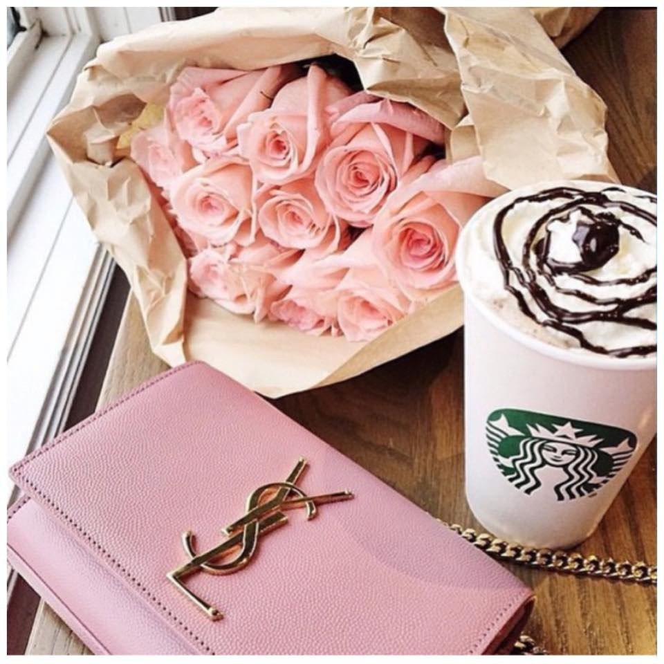 Девушка кофе цветы