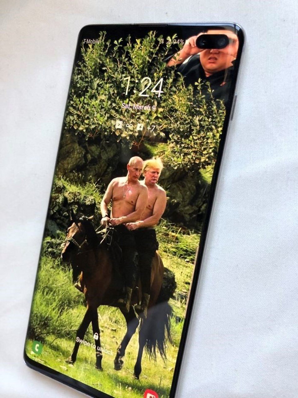 Фон с телефоном для Инстаграм