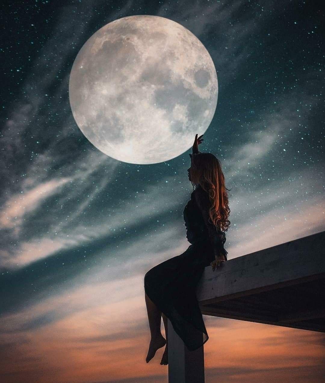 Лунная девушка