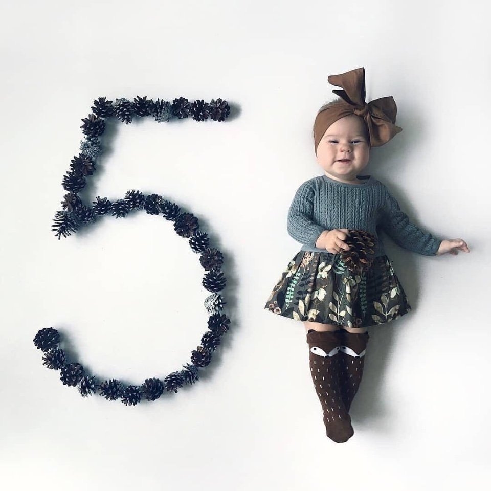 Полгодика девочке