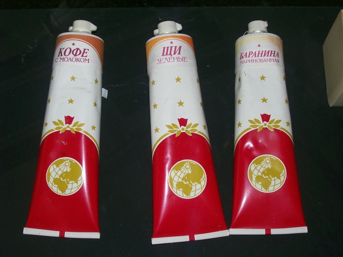 Еда в тюбиках