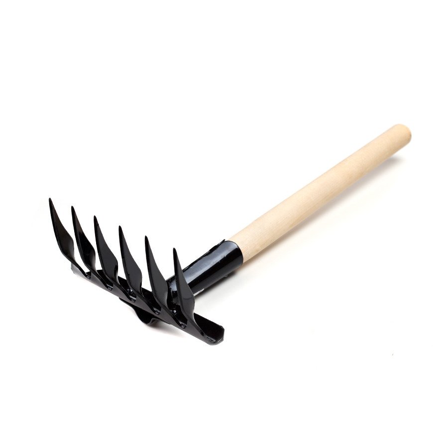 Грабли на земле