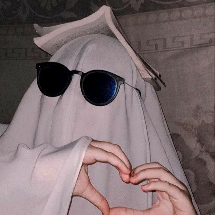 Приведение с очками