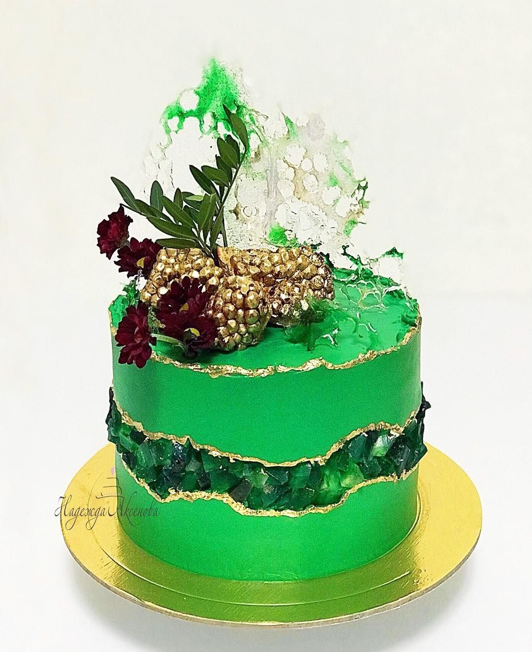 Свадьба в изумрудном цвете палитра