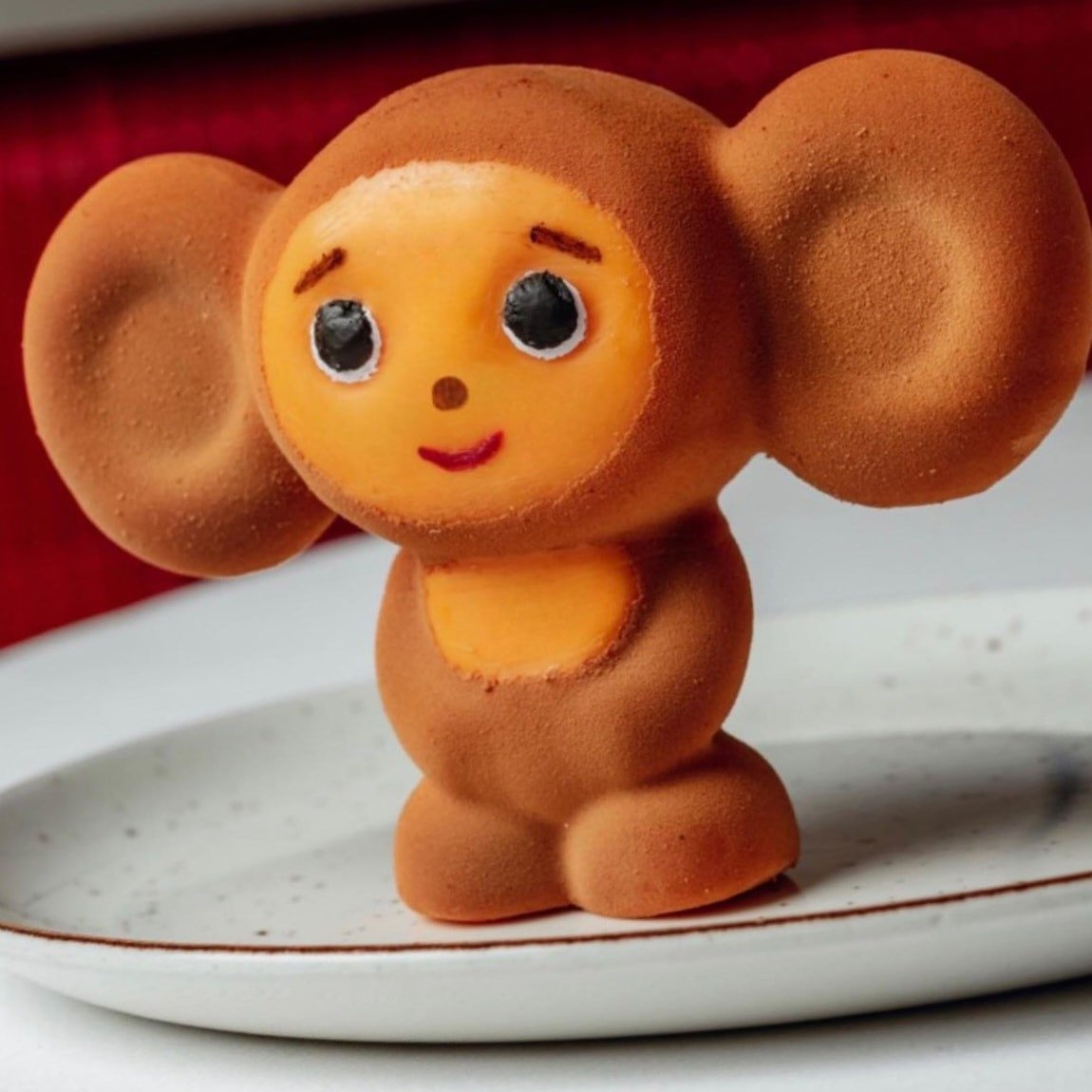 Воздушные шарики Чебурашка и крокодил Гена