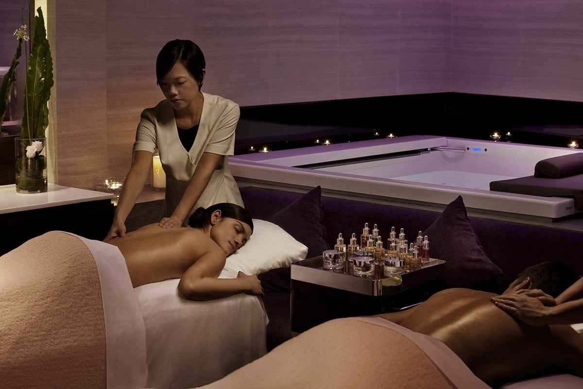 Массаж девушка цветы