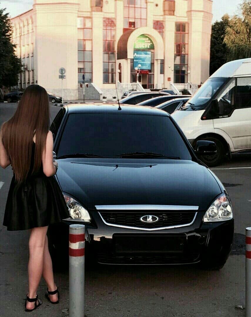 Приора и девушка