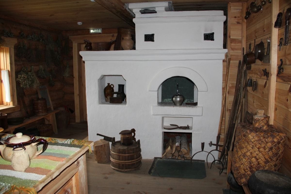 Русская печь на прозрачном фоне