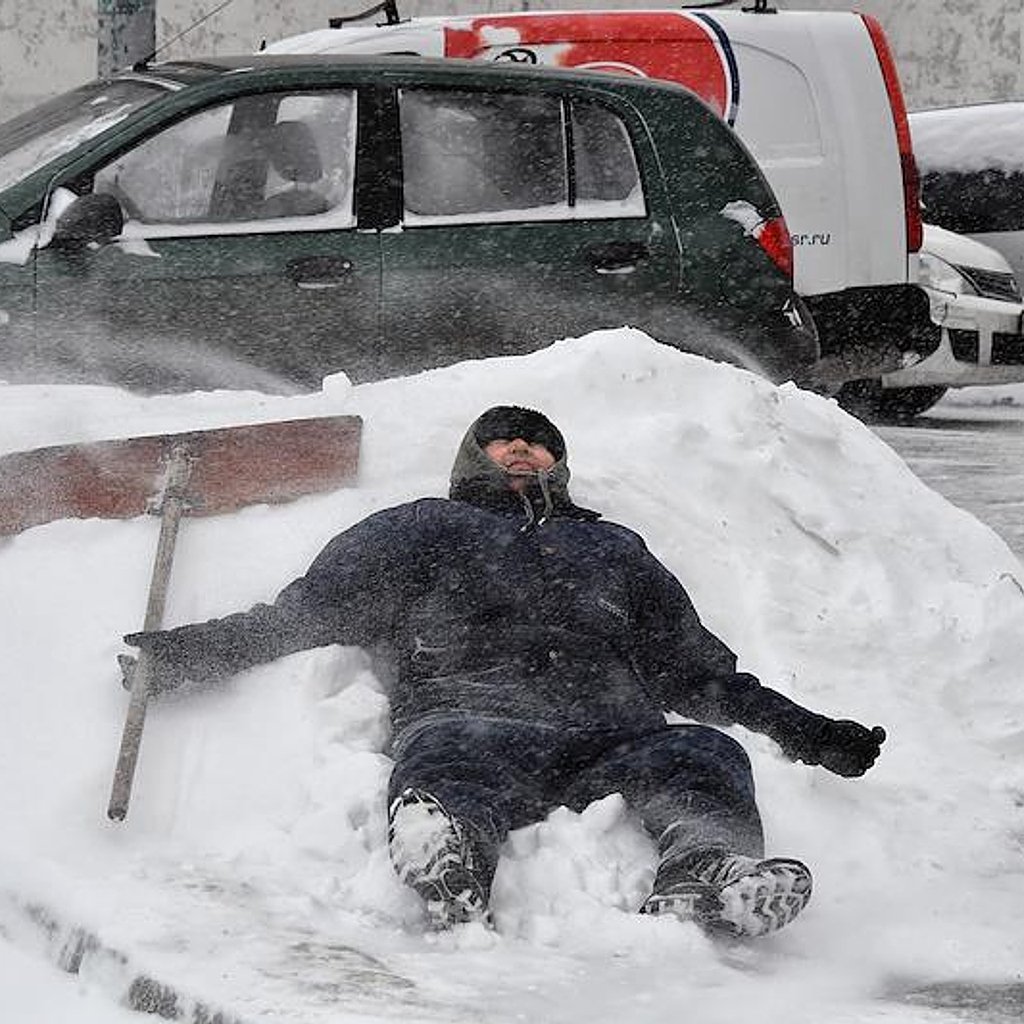 Приколы про чистку снега