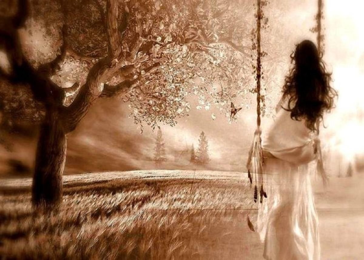 Грустная девушка блондинка