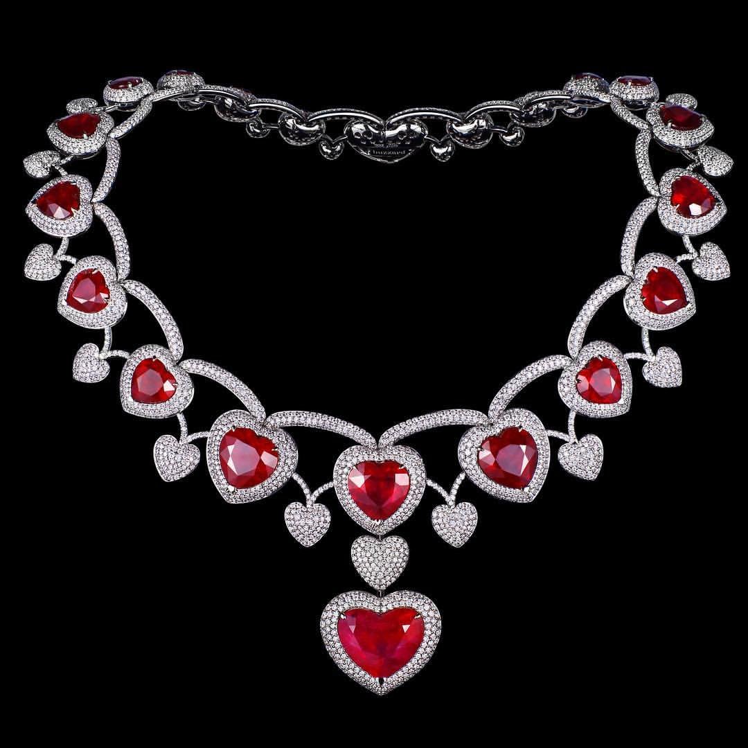 Колье с рубинами и бриллиантами