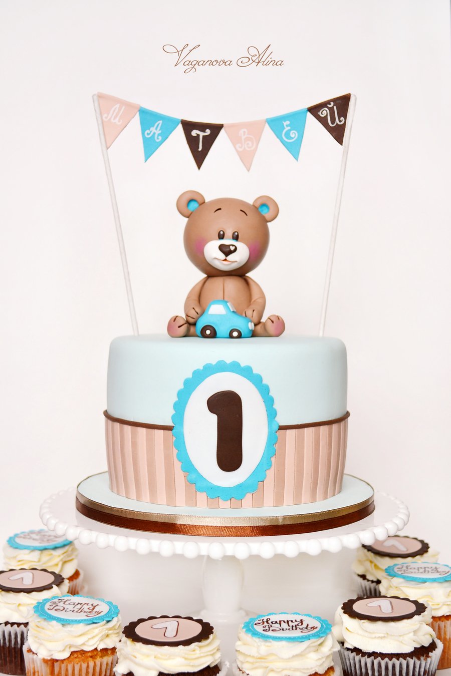 Торт с мишкой для мальчика