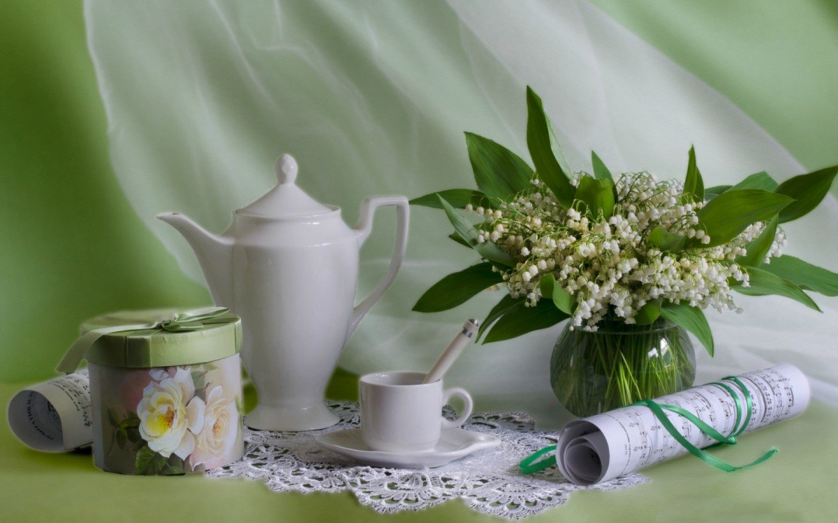 Натюрморты с цветами и кофе