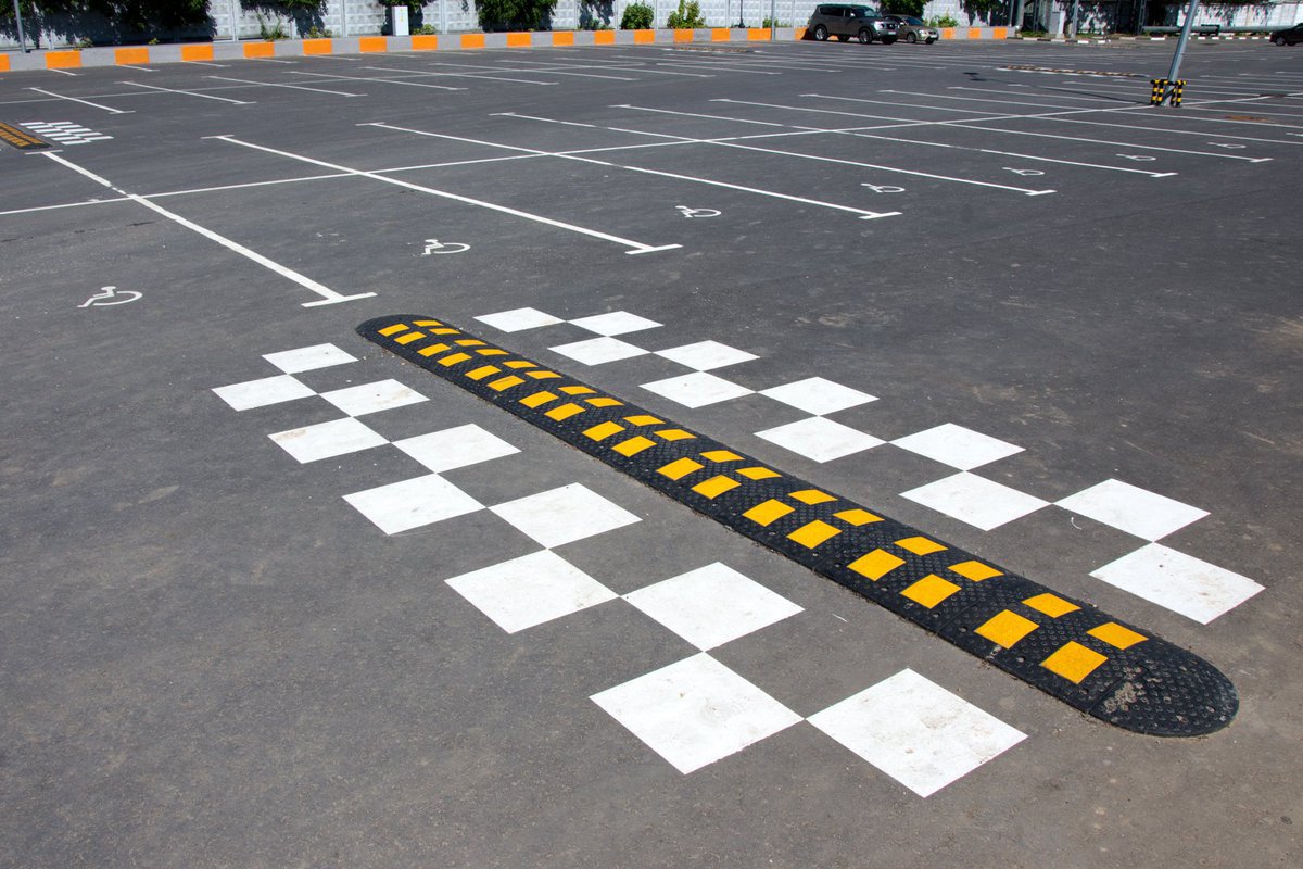 Дорожная разметка 1.18.4