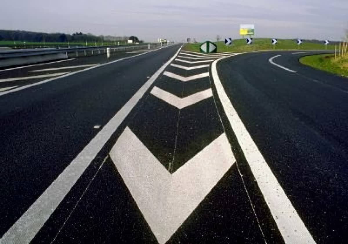 Дорожная разметка 6.13