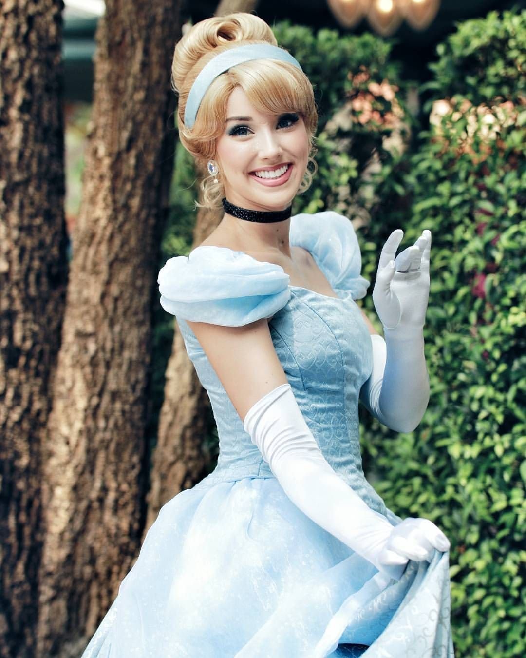 Золушка Дисней косплей