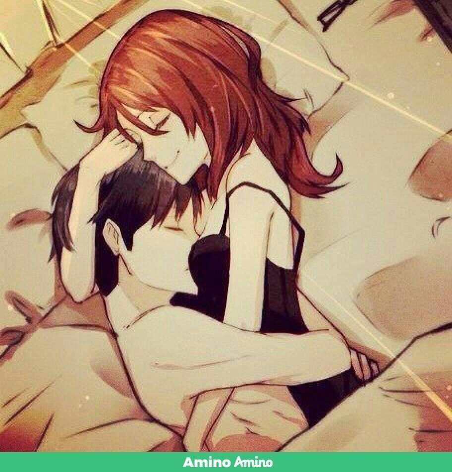 Аниме пара обнимается в кровати