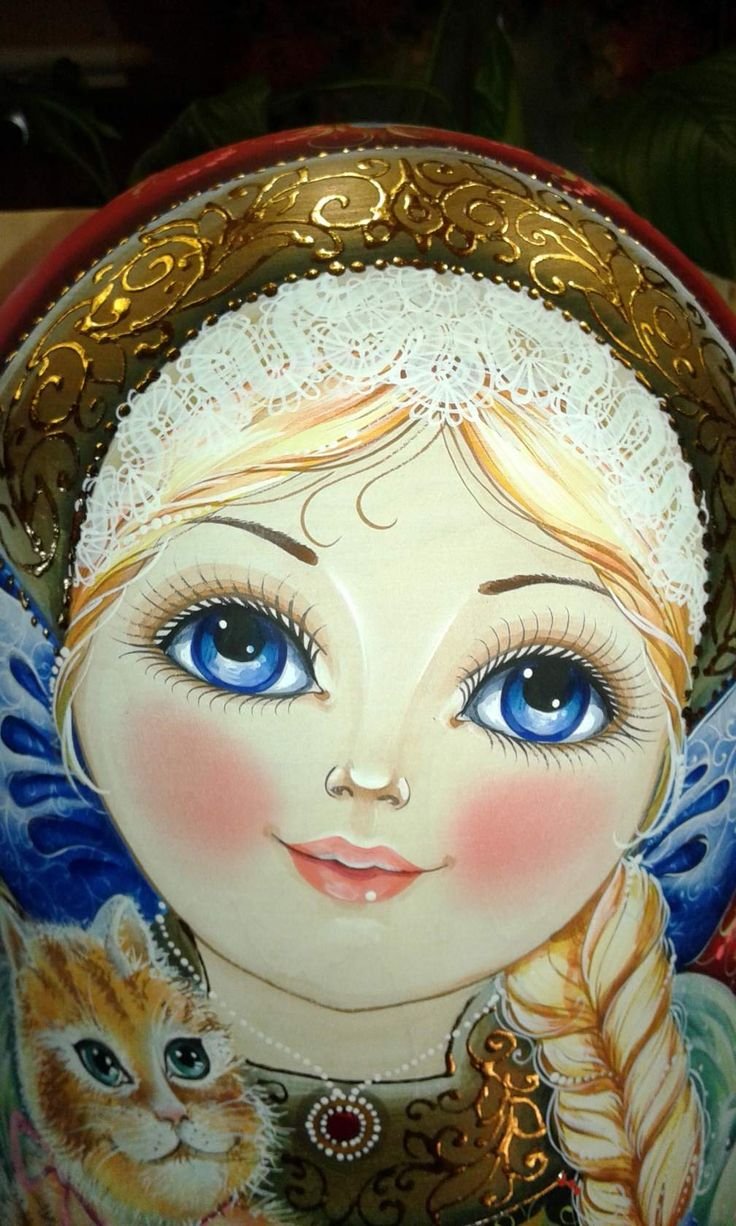 Лицо матрешки