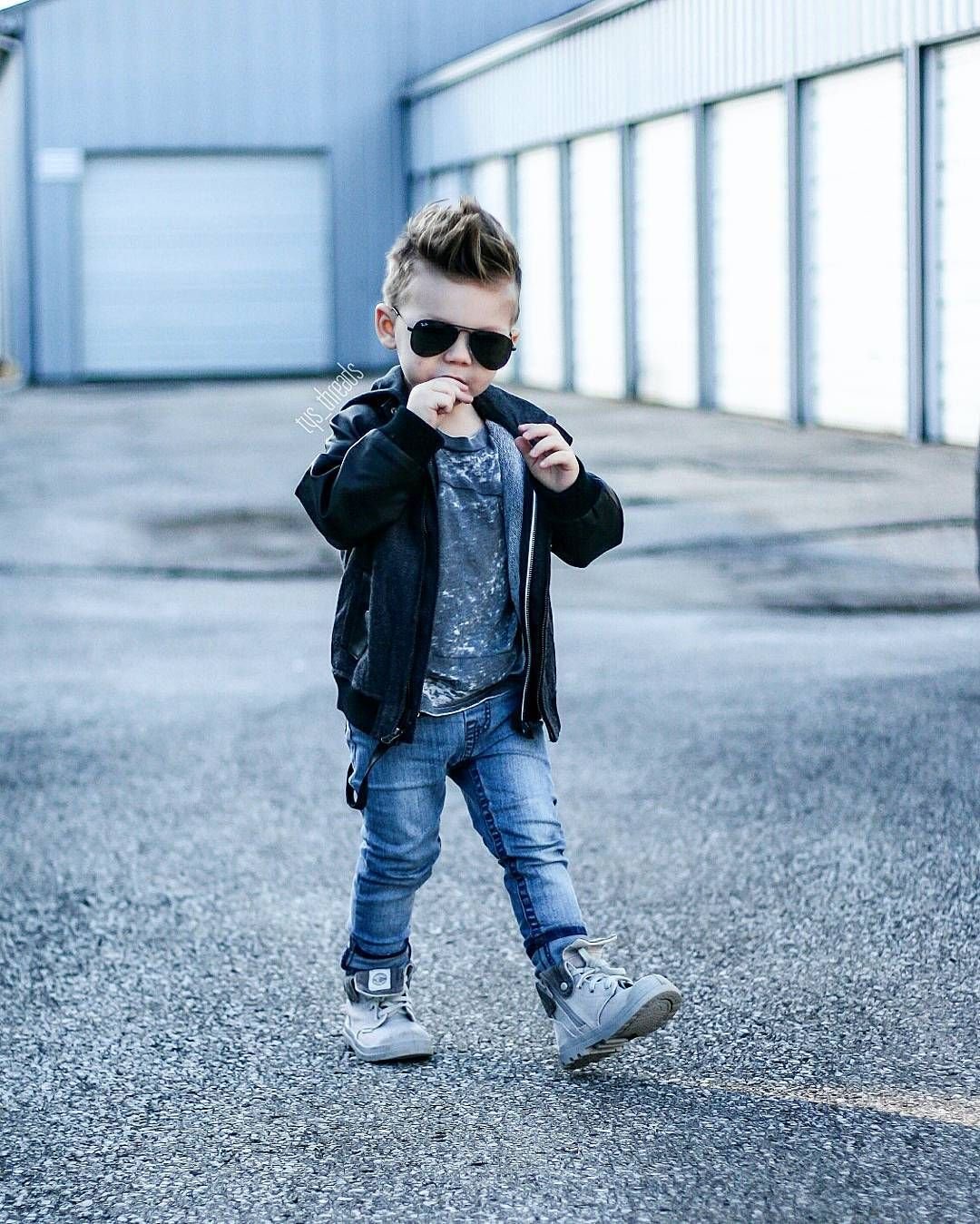 Маленькие значки на одежду