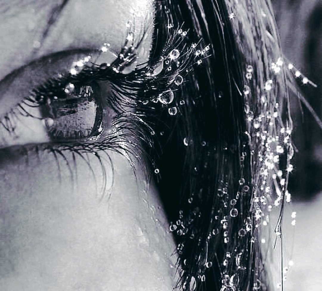 Слезы женщины