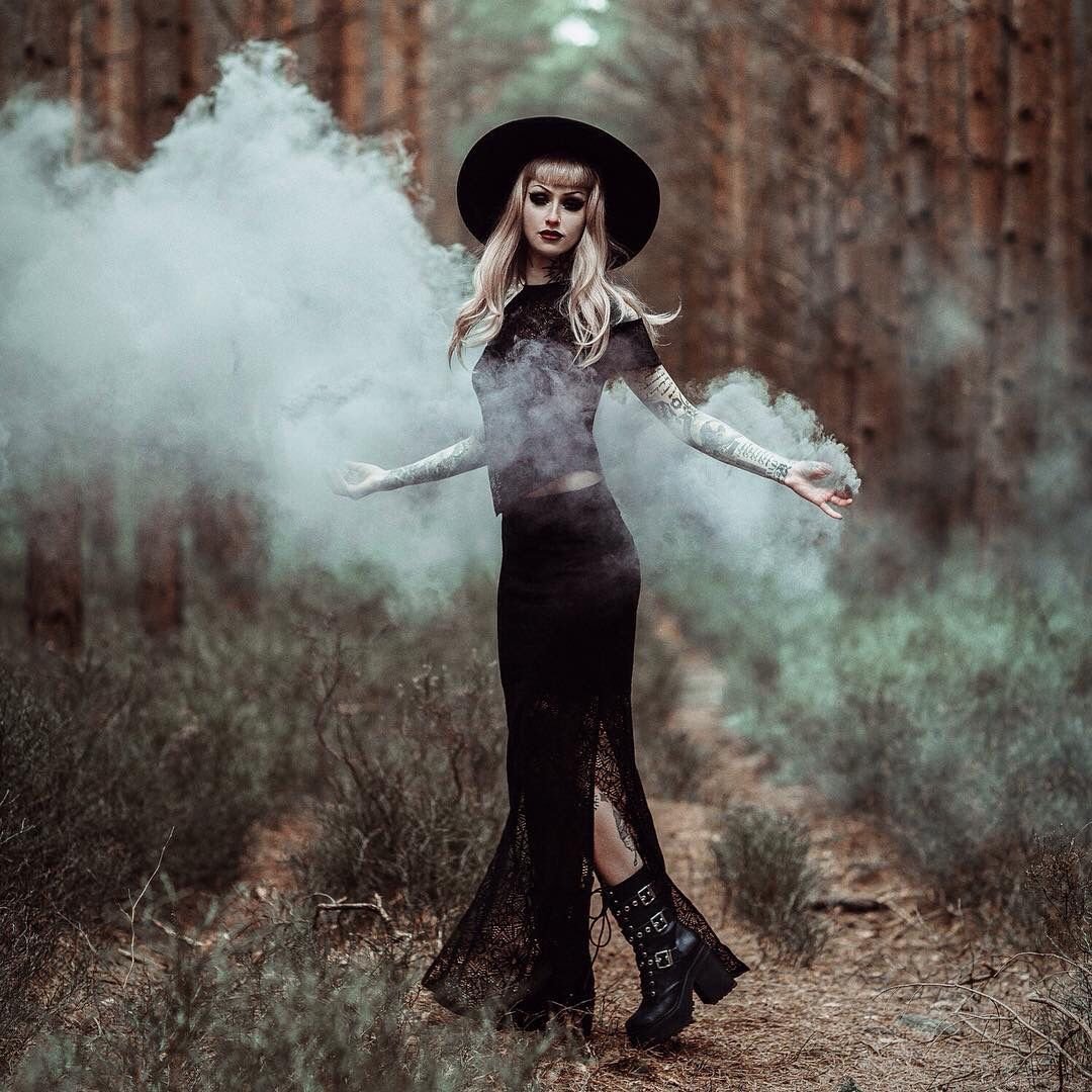 Ведьма Селена вамп