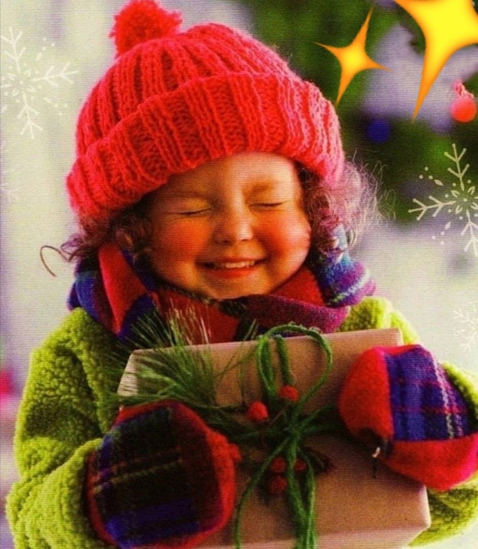 Ребенок в ожидании новогоднего чуда