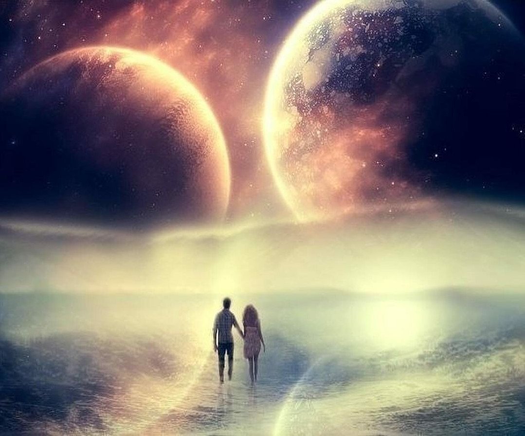 Мужчина и женщина космос