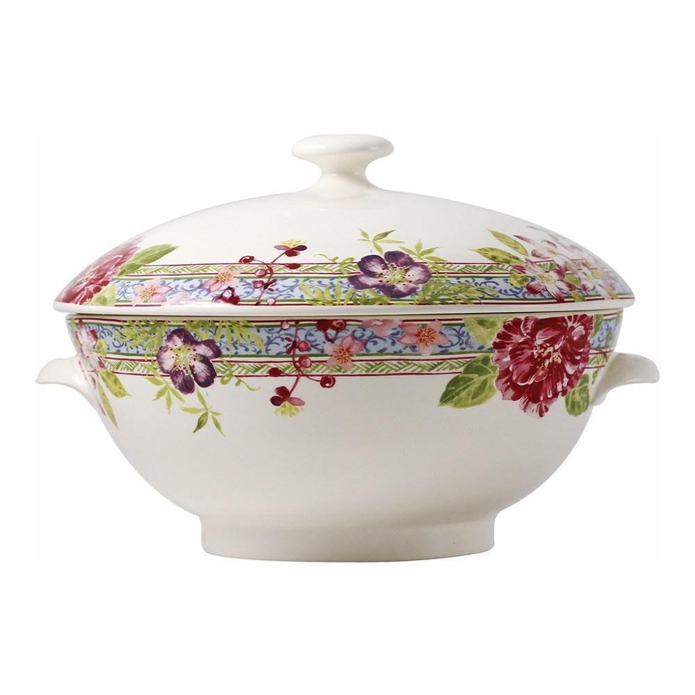 Посуда для детей на прозрачном фоне