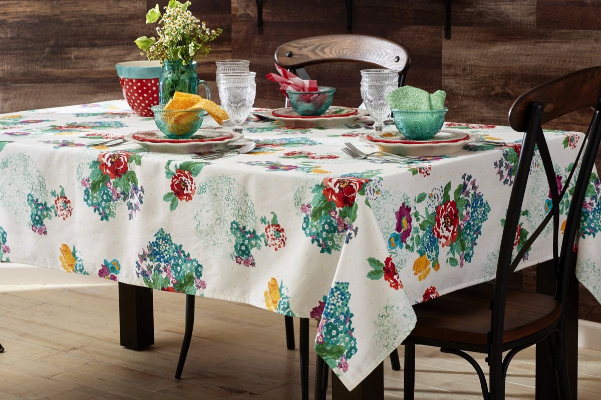 Скатерть Pottery Barn