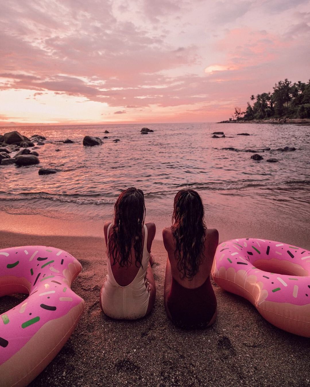 Подруги Эстетика