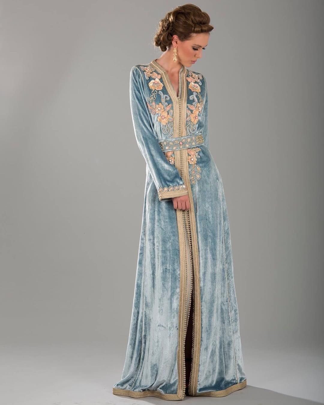 Рисунок вышитый своими руками на женских кафтанах