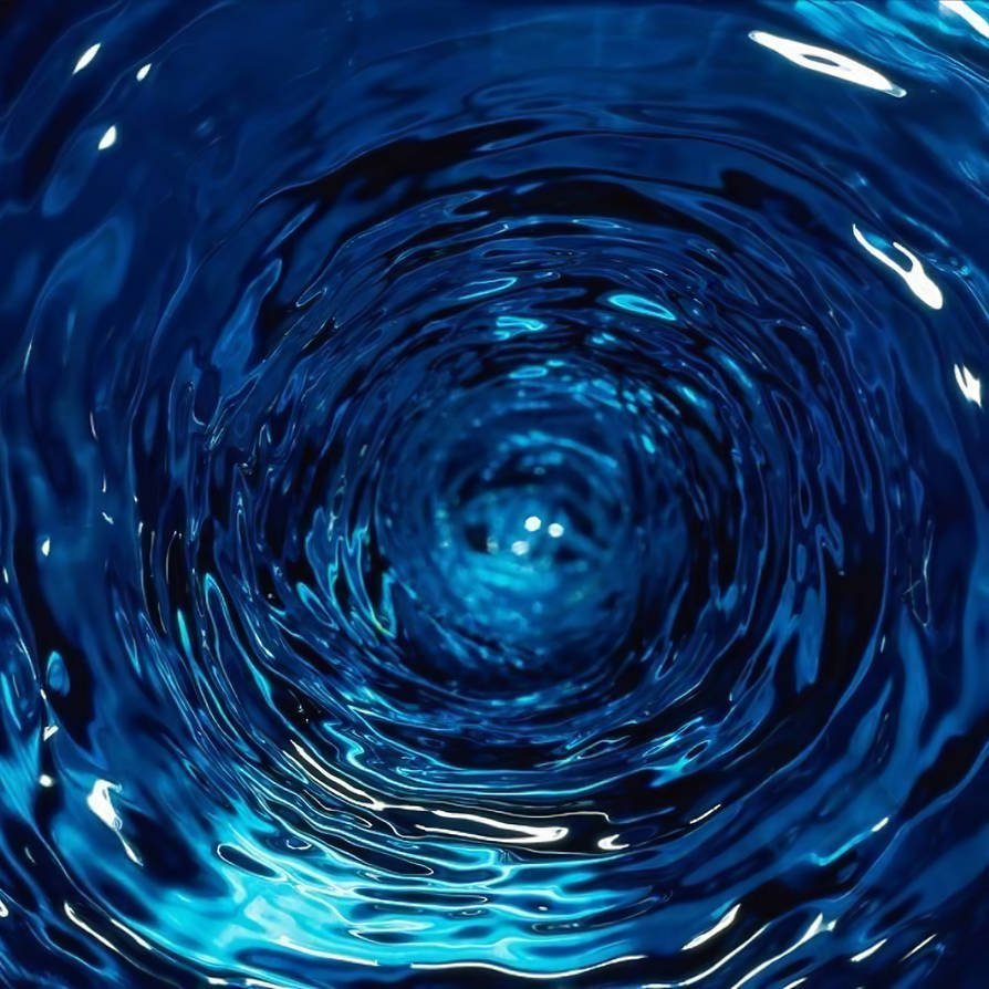 Воронка в воде