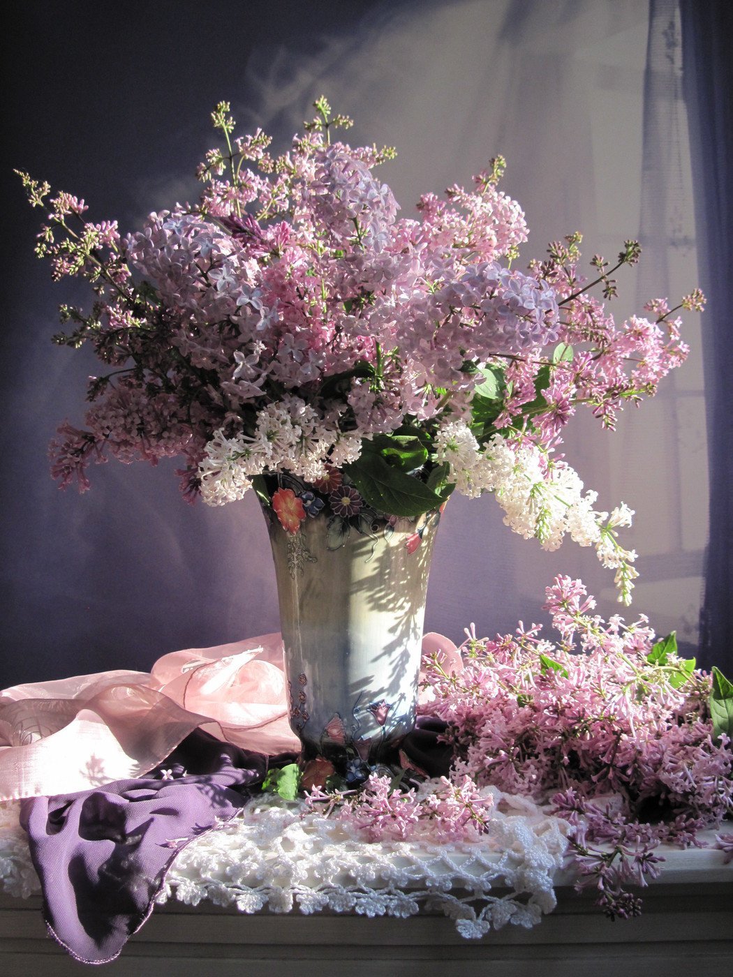 Сирень в вазе