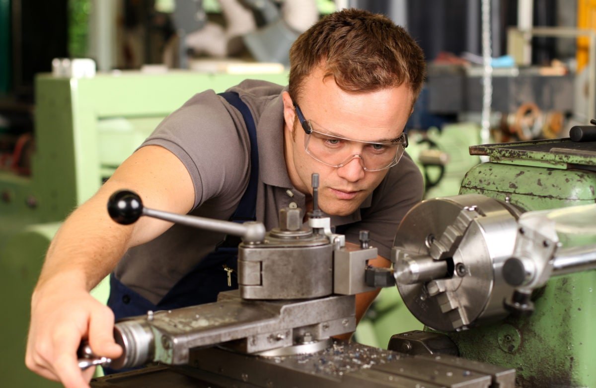 Токарь фрезеровщик