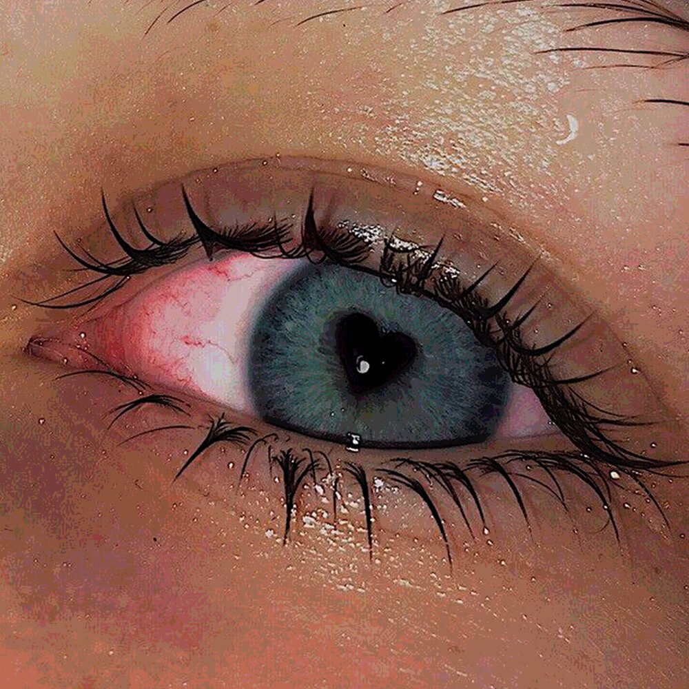 Том и Джерри с сигаретой