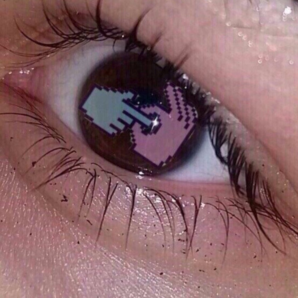 Заплаканные голубые глаза